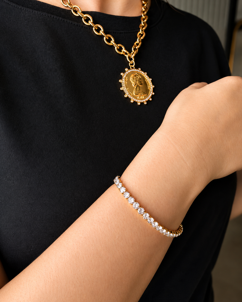 Stretchy tennis bracelet