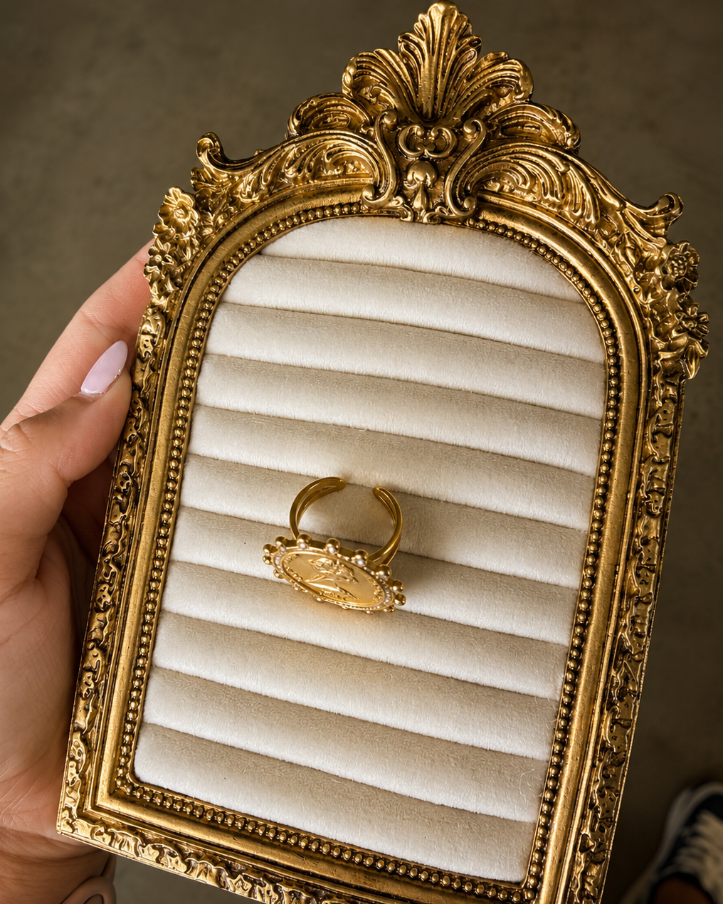 Coin ring